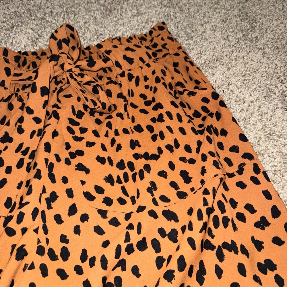 Leopard Wide Leg Pants - Picture 6 of 10